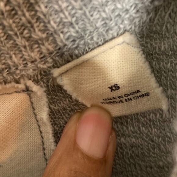 Angel of the North Woodbury Button Back Sweater XS - Picture 5 of 7